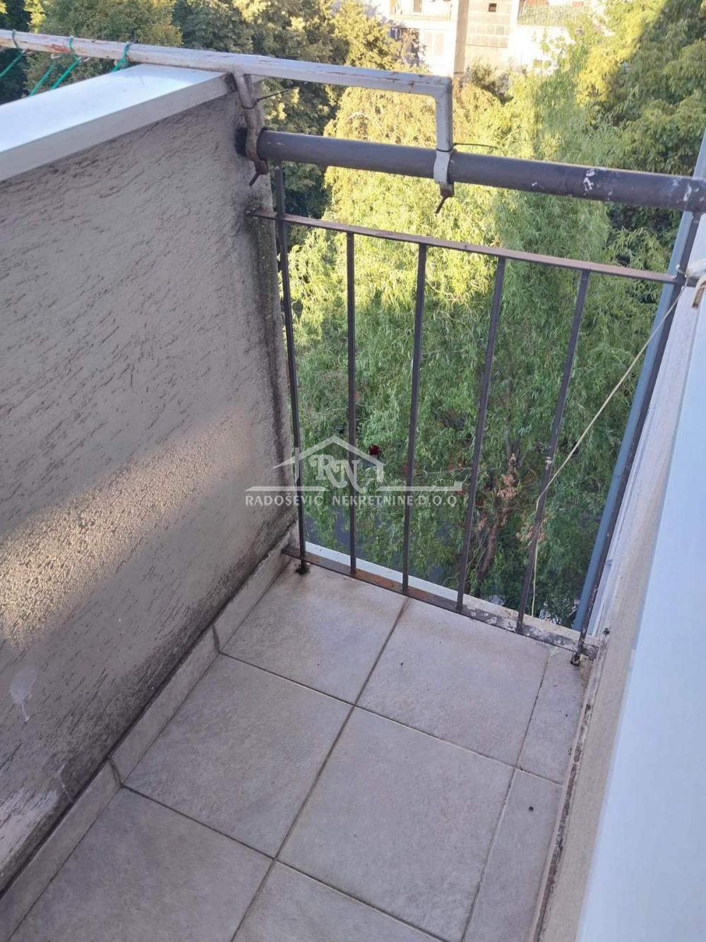 220001703_14_20260908102419 Jednoiposoban stan na prodaju, Karaburma, Beograd, 36.8m², 122.500 €