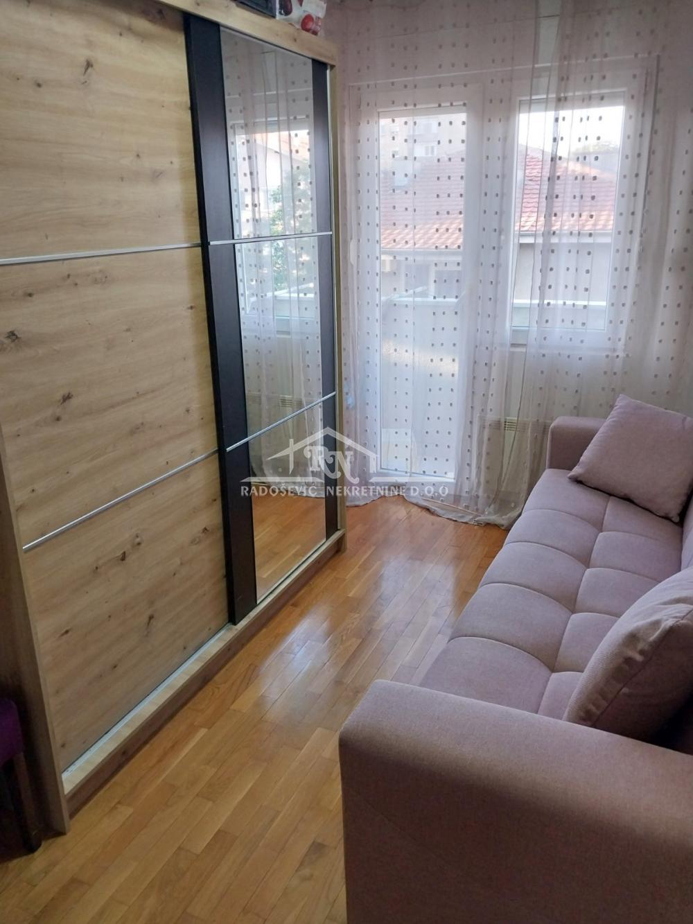 220001703_15_20260908102419 Jednoiposoban stan na prodaju, Karaburma, Beograd, 36.8m², 122.500 €