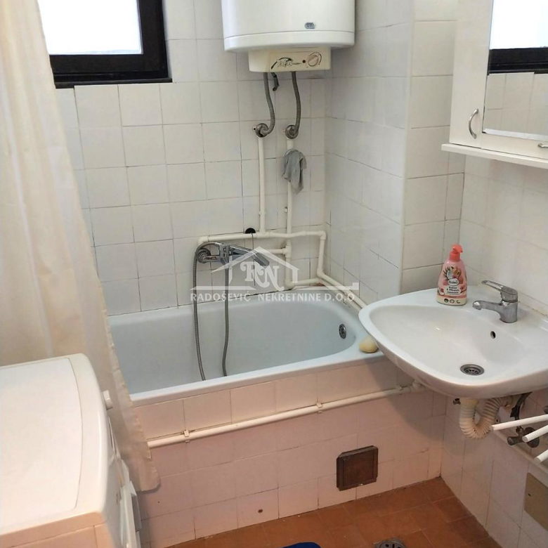 Jednosoban stan za izdavanje, Vidikovac, Beograd, 49m², 320 €/mes