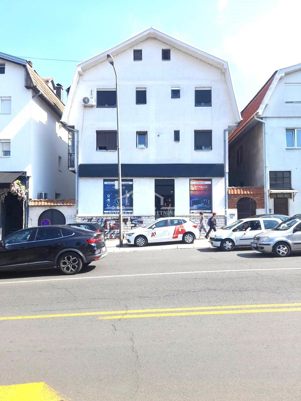 Lokal Izdavanje Beograd Banovo Brdo 76 m2