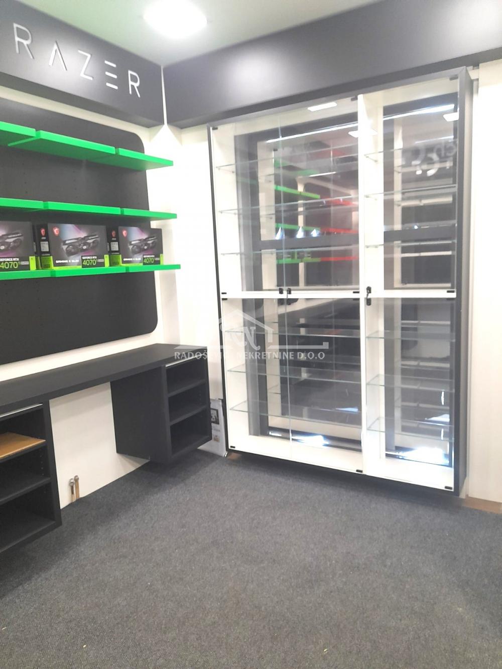 Lokal Izdavanje Beograd Banovo Brdo 76 m2