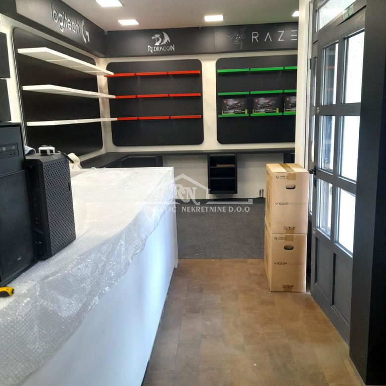 Lokal Izdavanje Beograd Banovo Brdo 76 m2