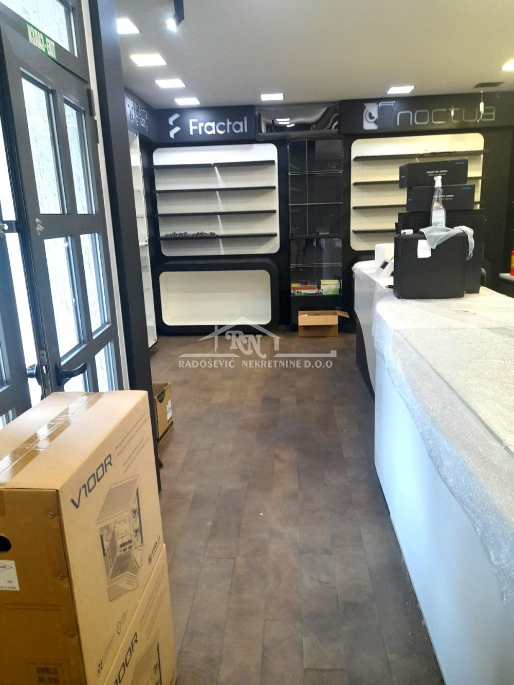 Lokal Izdavanje Beograd Banovo Brdo 76 m2