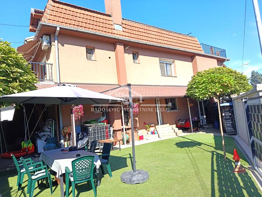 Kuća Prodaja Beograd Kuća Prodaja Beograd Petlovo Brdo 291 m2