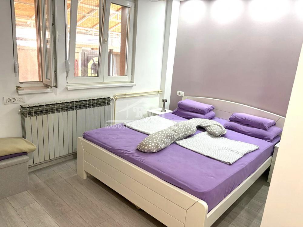 220001710_9_20260921161103 Kuća Prodaja Beograd Petlovo Brdo 291 m2