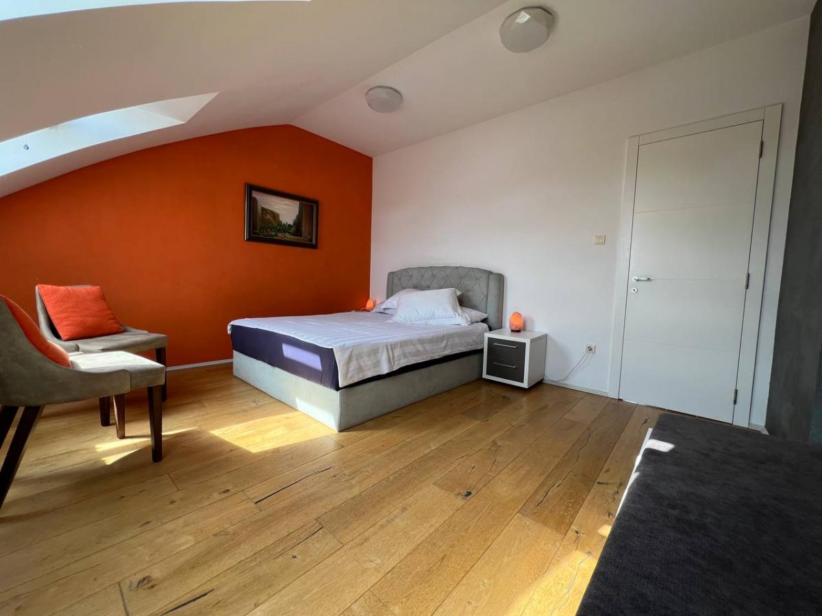 Trosoban stan na prodaju, Centar, Novi Sad, 117m², 375.000 €