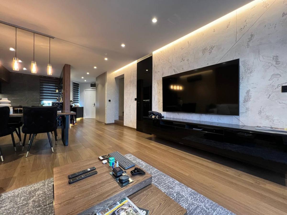 Stan Prodaja Novi Sad  122 m2