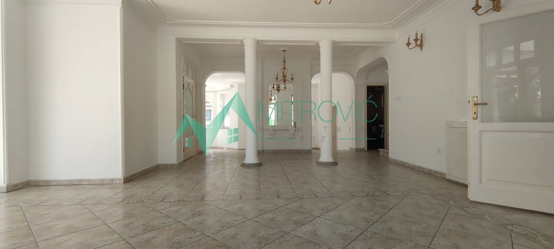 Lokal Prodaja Novi Sad Lokal Prodaja Novi Sad Nova Detelinara 300 m2