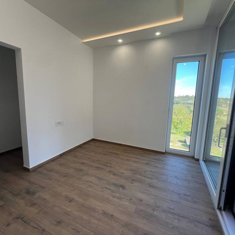 Kuća na prodaju, Sremska Kamenica, Novi Sad, 226m², 390.000 €