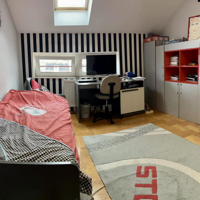 Petosoban stan na prodaju, Cara Dušana, Novi Sad, 124m², 260.400 €