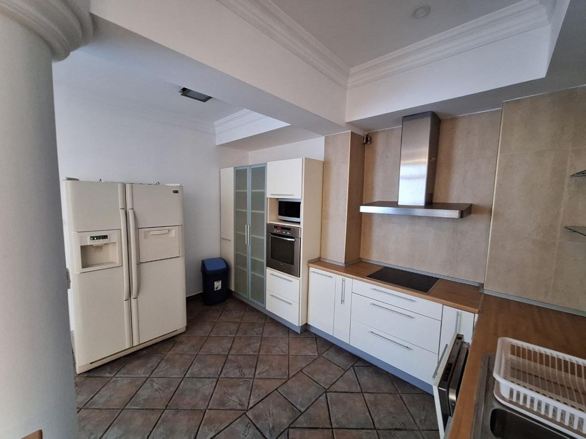 3hmkrkphu0-photo-2024-05-10-16-50-18 Četvorosoban stan na prodaju, Centar, Novi Sad, 213m², 532.500 €
