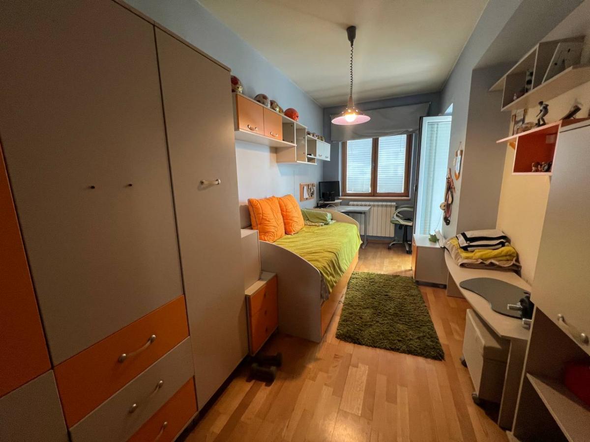 3rpc8cyrk8-photo-2024-07-30-19-56-47 Četvorosoban stan na prodaju, Bulevar Oslobođenja, Novi Sad, 134m², 299.000 €