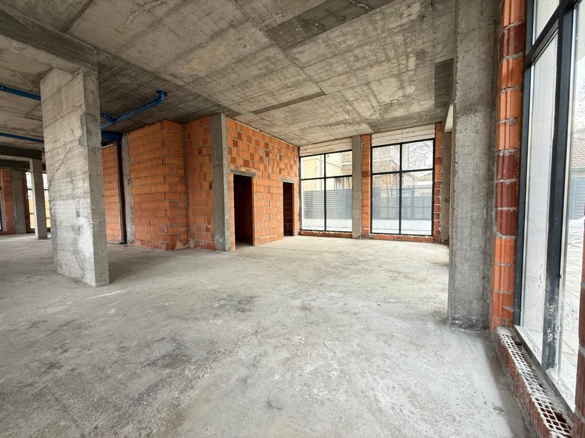 Lokal Izdavanje Novi Sad Lokal Izdavanje Novi Sad 220 m2