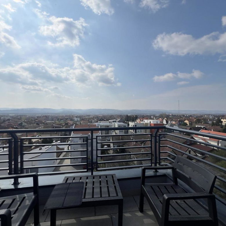 Stan Prodaja Novi Sad Bulevar Patrijarha Pavla 113 m2