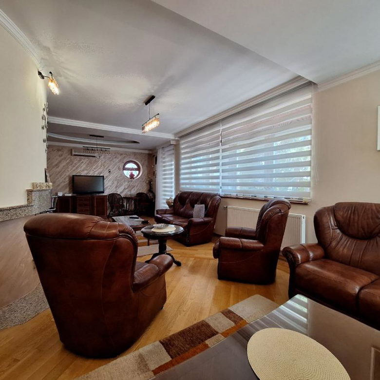 Kuća na prodaju, Adice, Novi Sad, 253m², 690.000 €