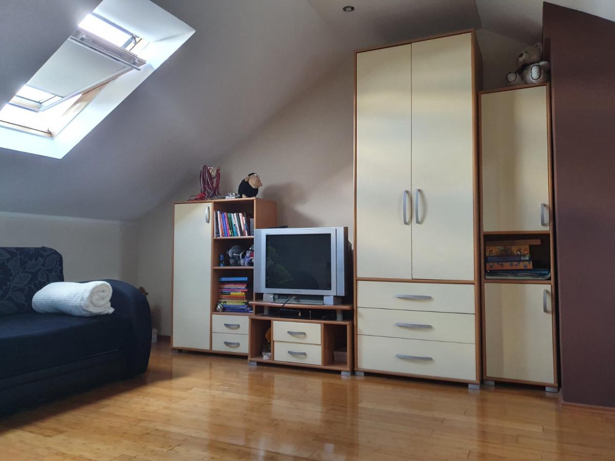 Trosoban stan na prodaju, Nova Detelinara, Novi Sad, 113m², 5. sprat, 235.000 €