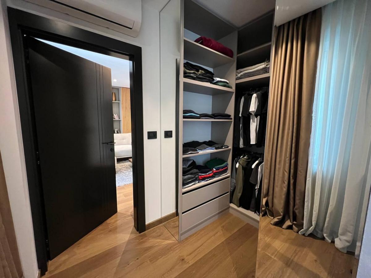 Četvorosoban stan na prodaju, Bulevar Oslobođenja, Novi Sad, 122m², 430.000 €