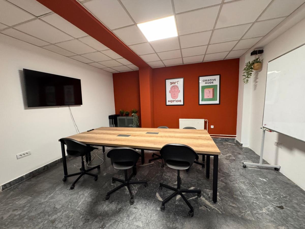 Lokal za izdavanje, Centar, Novi Sad, 218m², 130 €/mes