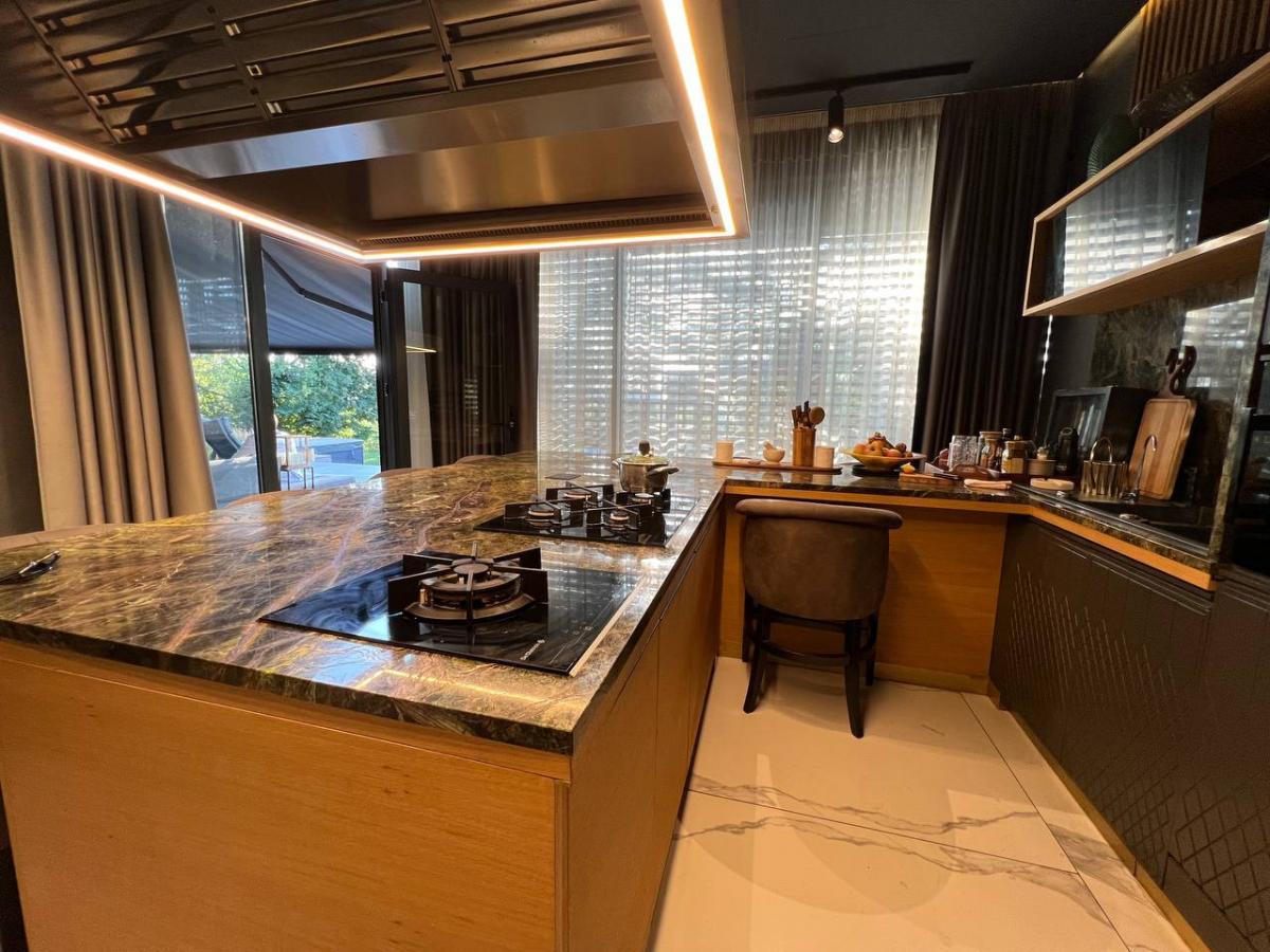 72oduitd2h-photo-2024-07-29-20-51-46 Kuća na prodaju, Sremska Kamenica, Novi Sad, 215m², 1.400.000 €