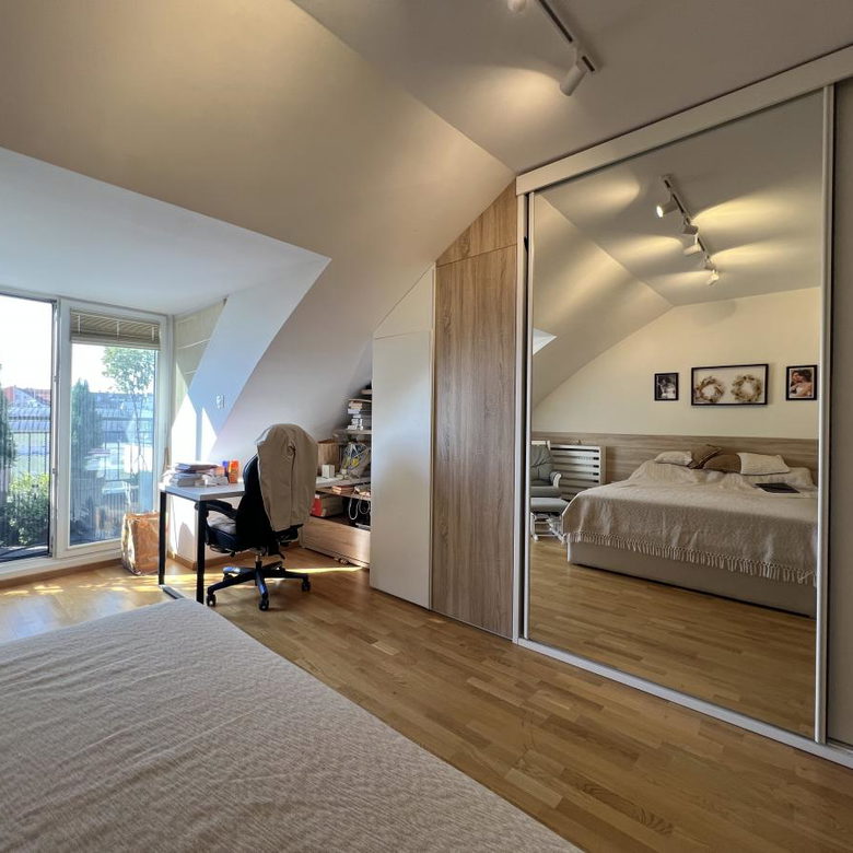 Četvorosoban stan na prodaju, Sajmište, Novi Sad, 111m², 277.500 €