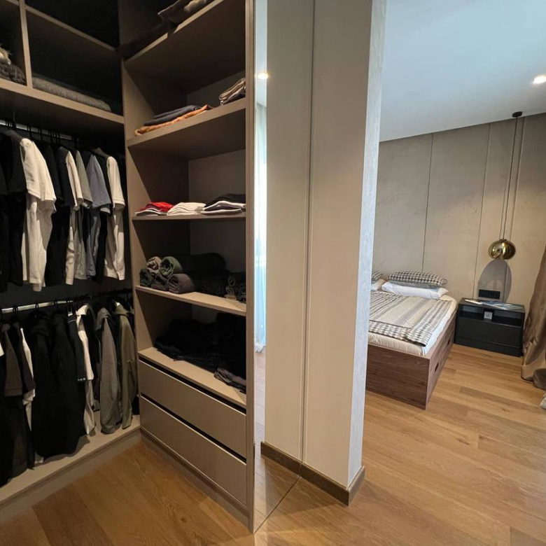 Četvorosoban stan na prodaju, Bulevar Oslobođenja, Novi Sad, 122m², 430.000 €