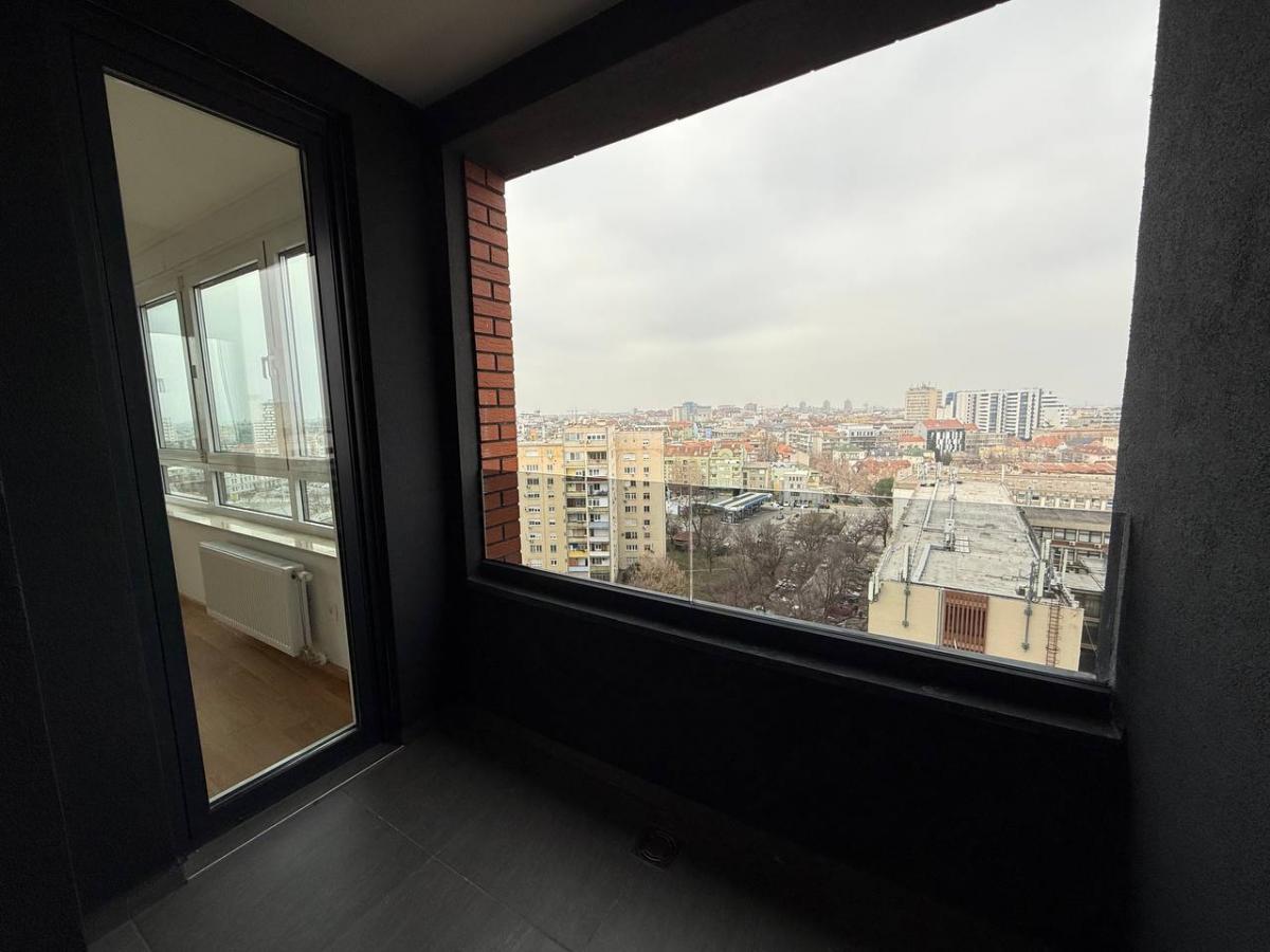 7zsz6ogsqn-photo-2025-01-16-13-59-40-2- Lokal Izdavanje Novi Sad 117 m2