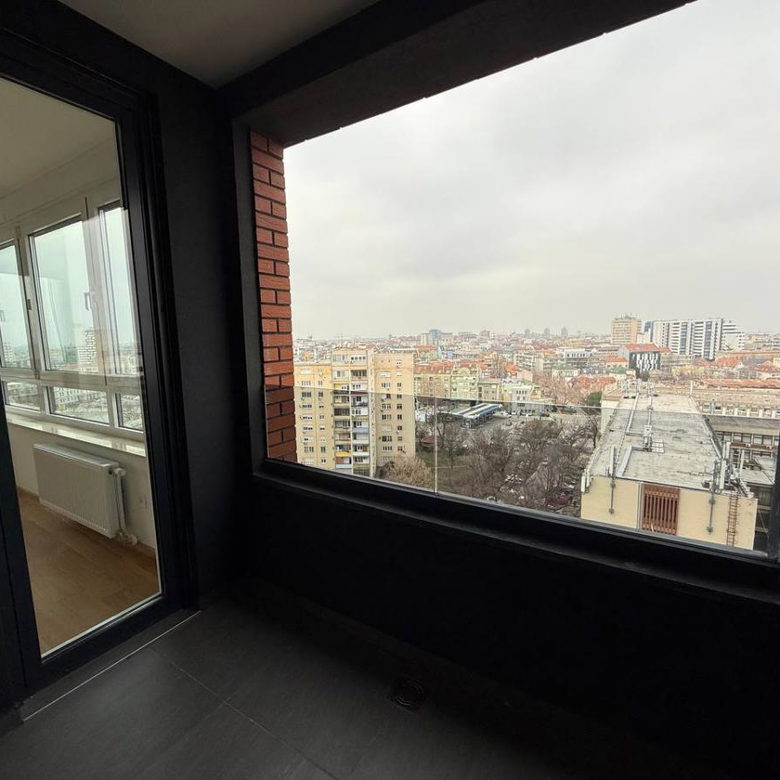 Lokal Izdavanje Novi Sad  117 m2