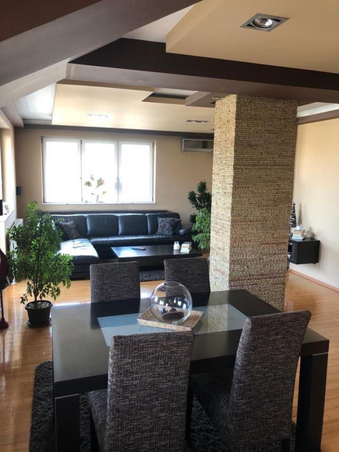 Trosoban stan na prodaju, Nova Detelinara, Novi Sad, 113m², 5. sprat, 235.000 €