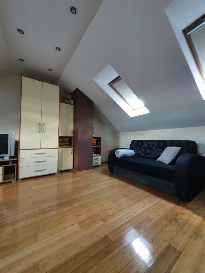 Trosoban stan na prodaju, Nova Detelinara, Novi Sad, 113m², 5. sprat, 235.000 €