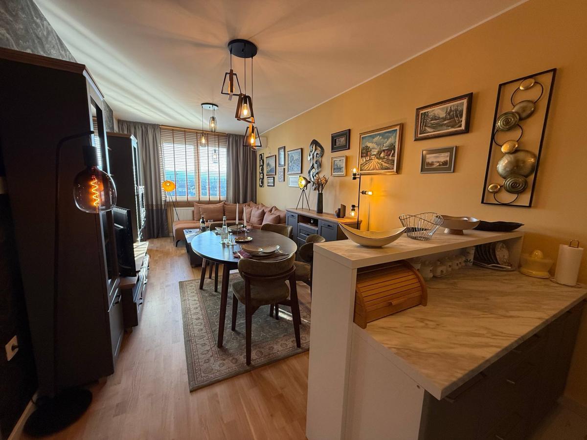 8zpbbybetc-photo-2025-12-10-15-24-33-2- Trosoban stan na prodaju, Bulevar Patrijarha Pavla, Novi Sad, 59m², 175.000 €