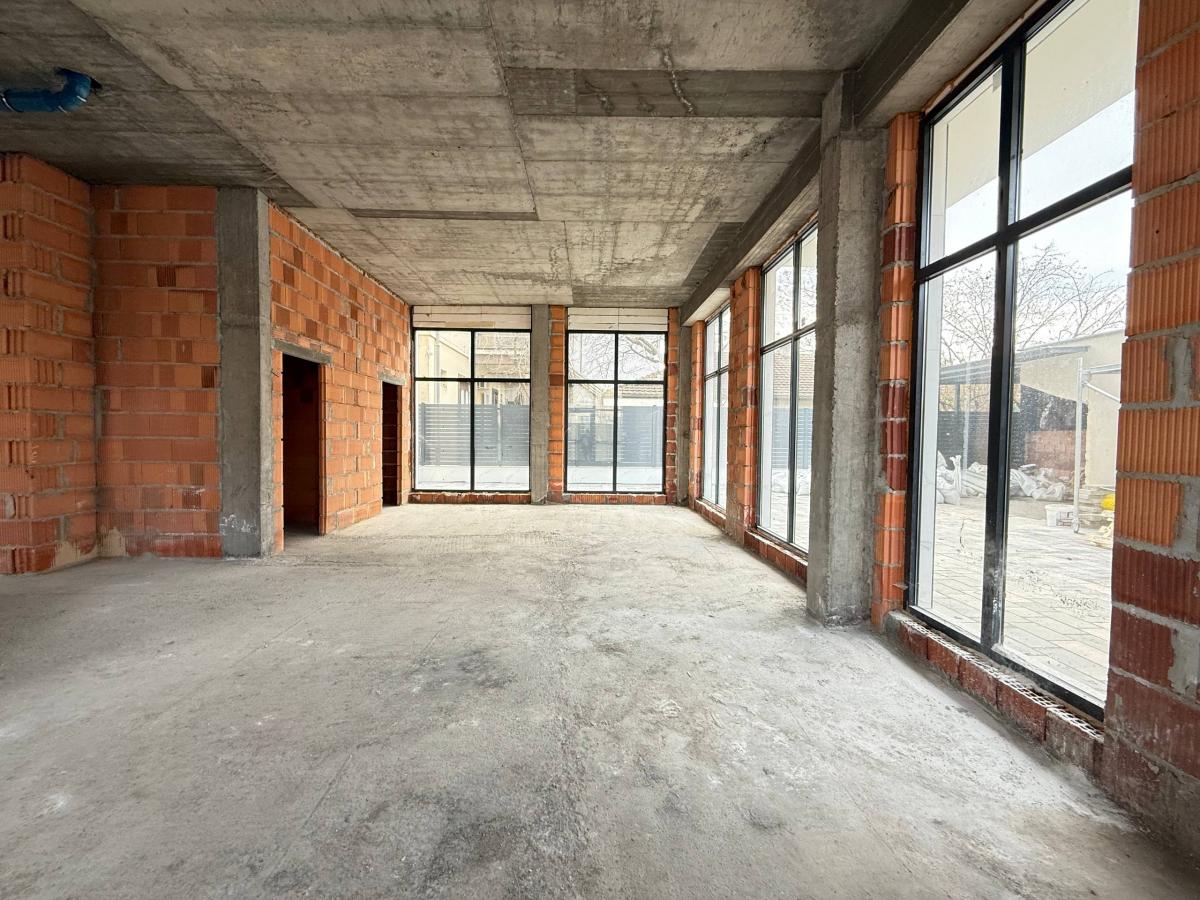 Lokal Izdavanje Novi Sad Lokal Izdavanje Novi Sad 220 m2