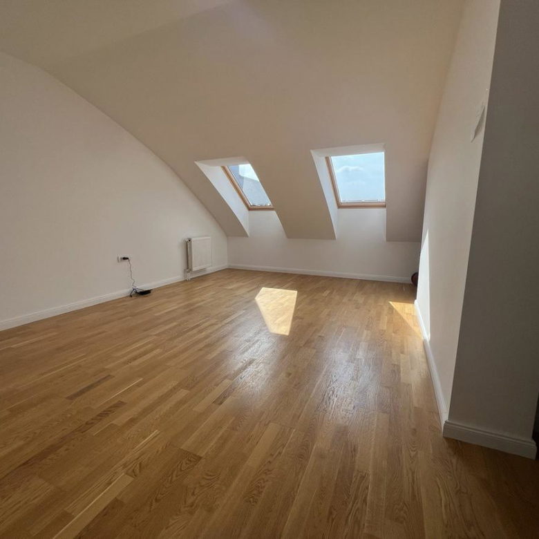 Četvorosoban stan na prodaju, Bulevar Patrijarha Pavla, Novi Sad, 113m², 250.000 €
