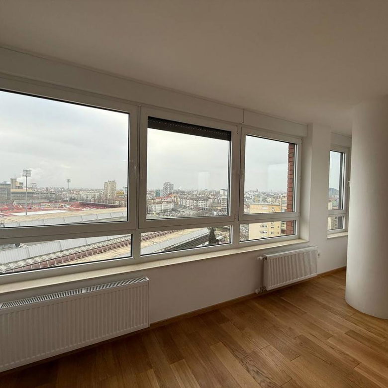 Lokal Izdavanje Novi Sad  117 m2