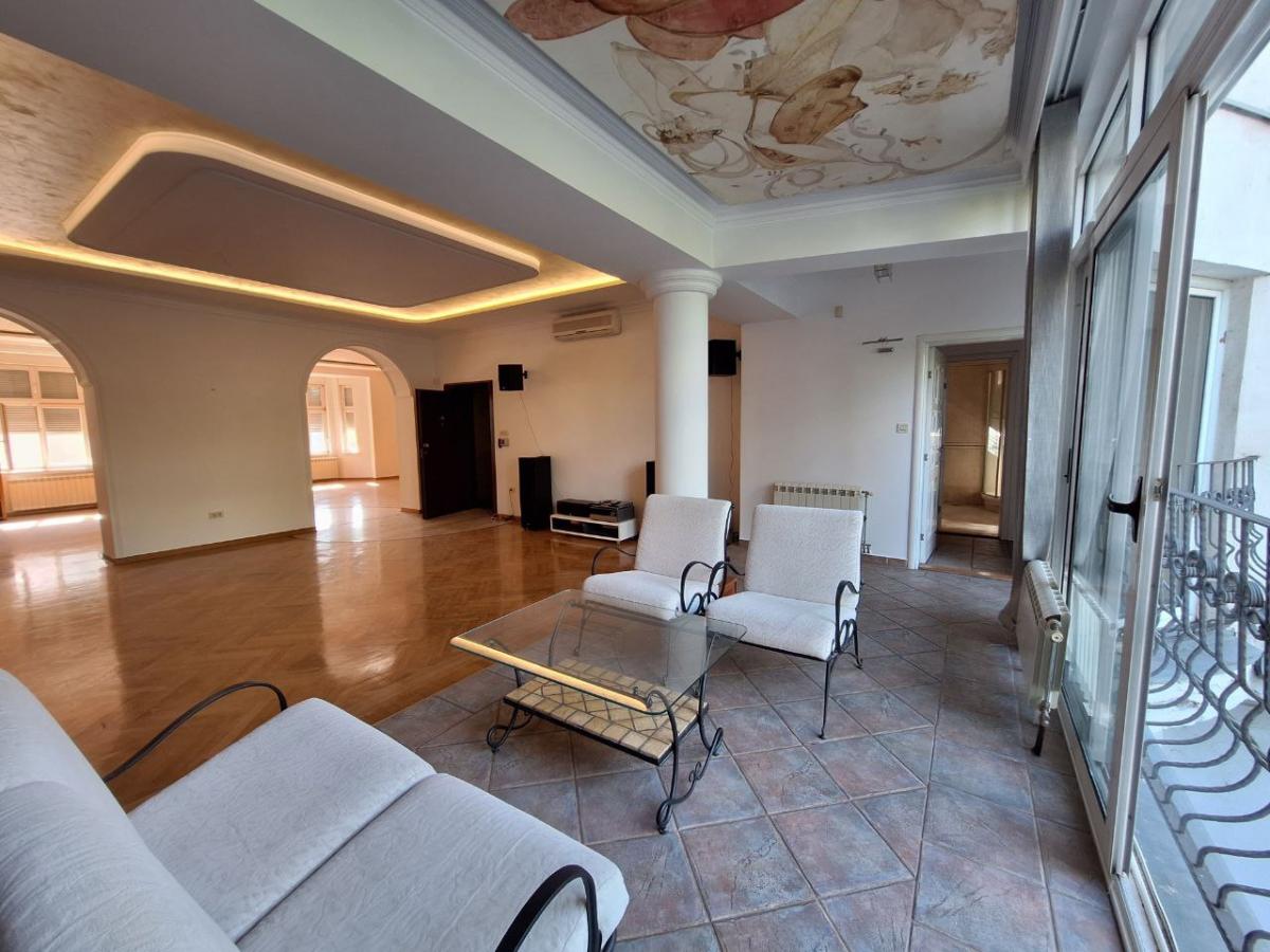 bauomj8axd-photo-2024-05-10-16-50-11 Četvorosoban stan na prodaju, Centar, Novi Sad, 213m², 532.500 €