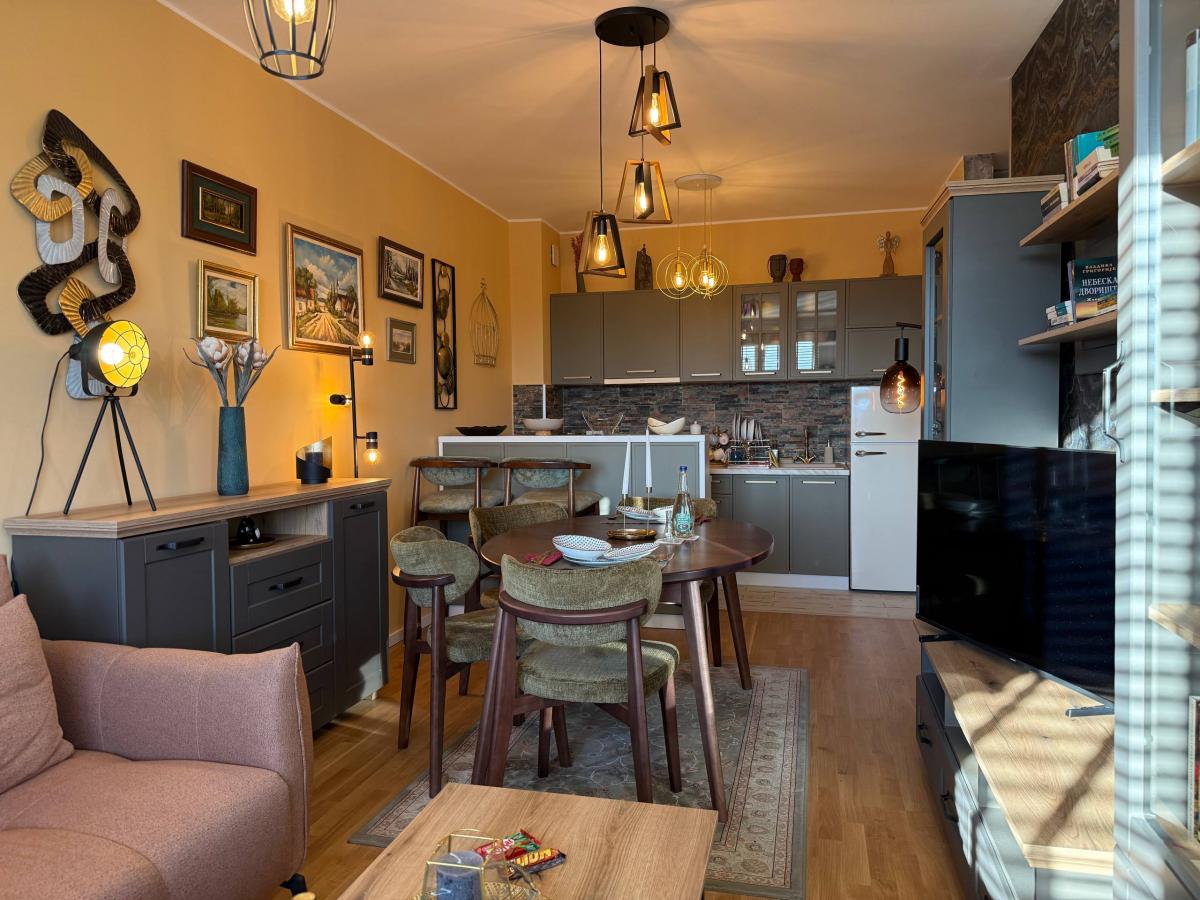 bjpc80i4v6-photo-2025-12-10-15-24-12 Trosoban stan na prodaju, Bulevar Patrijarha Pavla, Novi Sad, 59m², 175.000 €