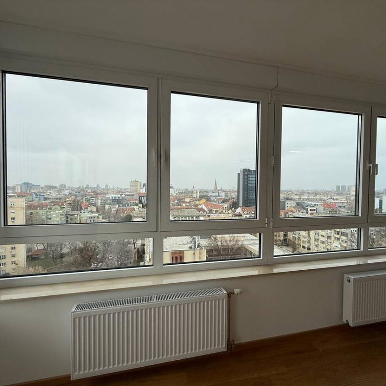 Lokal Izdavanje Novi Sad  117 m2