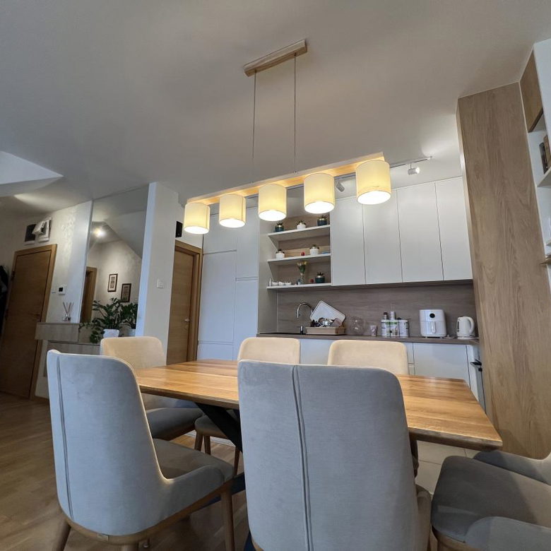 Stan Prodaja Novi Sad  111 m2