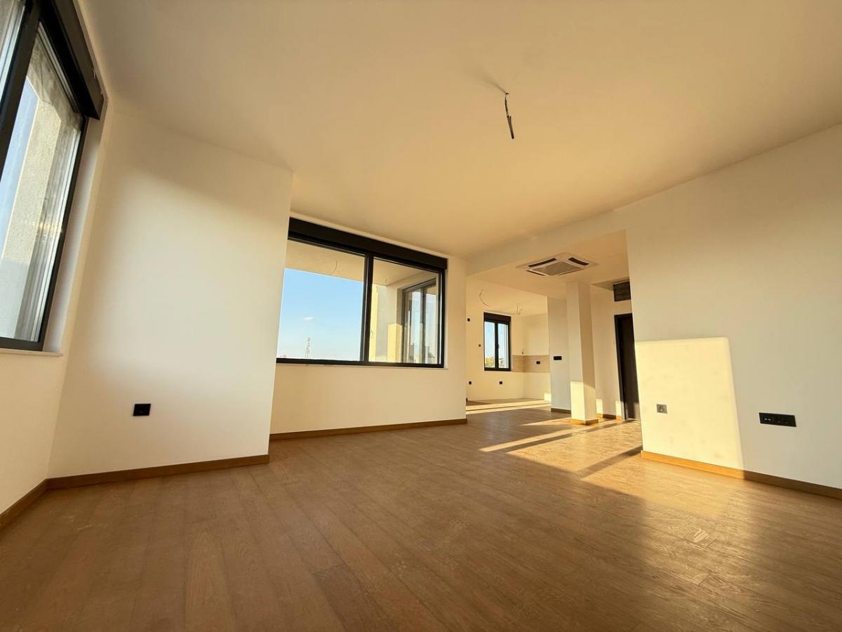 Stan Prodaja Novi Sad Stan Prodaja Novi Sad Bulevar Patrijarha Pavla 135 m2