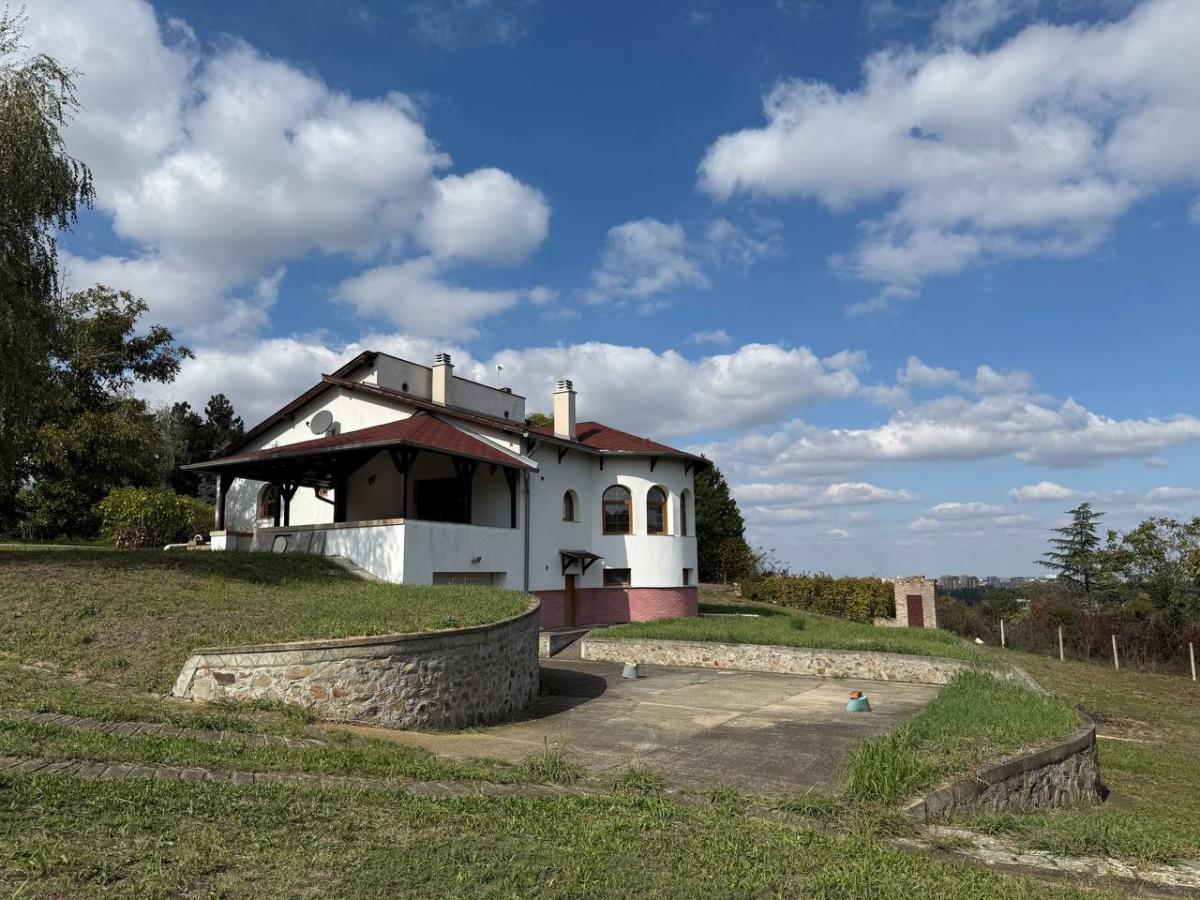 Kuća na prodaju, Bocke, Novi Sad, 204m², 450.000 €