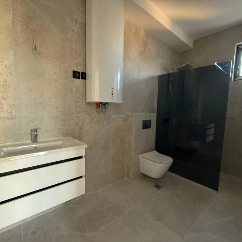 Petosoban stan na prodaju, Bulevar Patrijarha Pavla, Novi Sad, 135m², 360.000 €