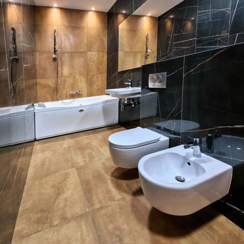 Četvorosoban stan na prodaju, Adamovićevo Naselje, Novi Sad, 240m², 3. sprat, 600.000 €