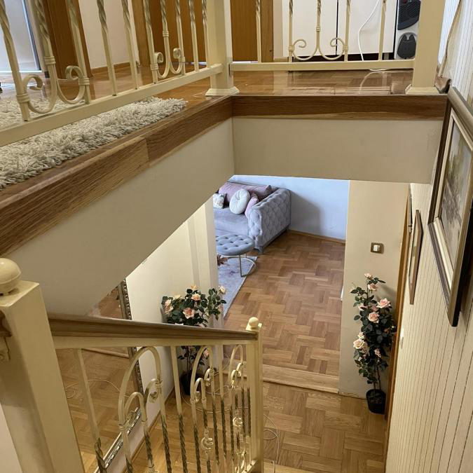 Stan Prodaja Novi Sad Cara Dušana 124 m2