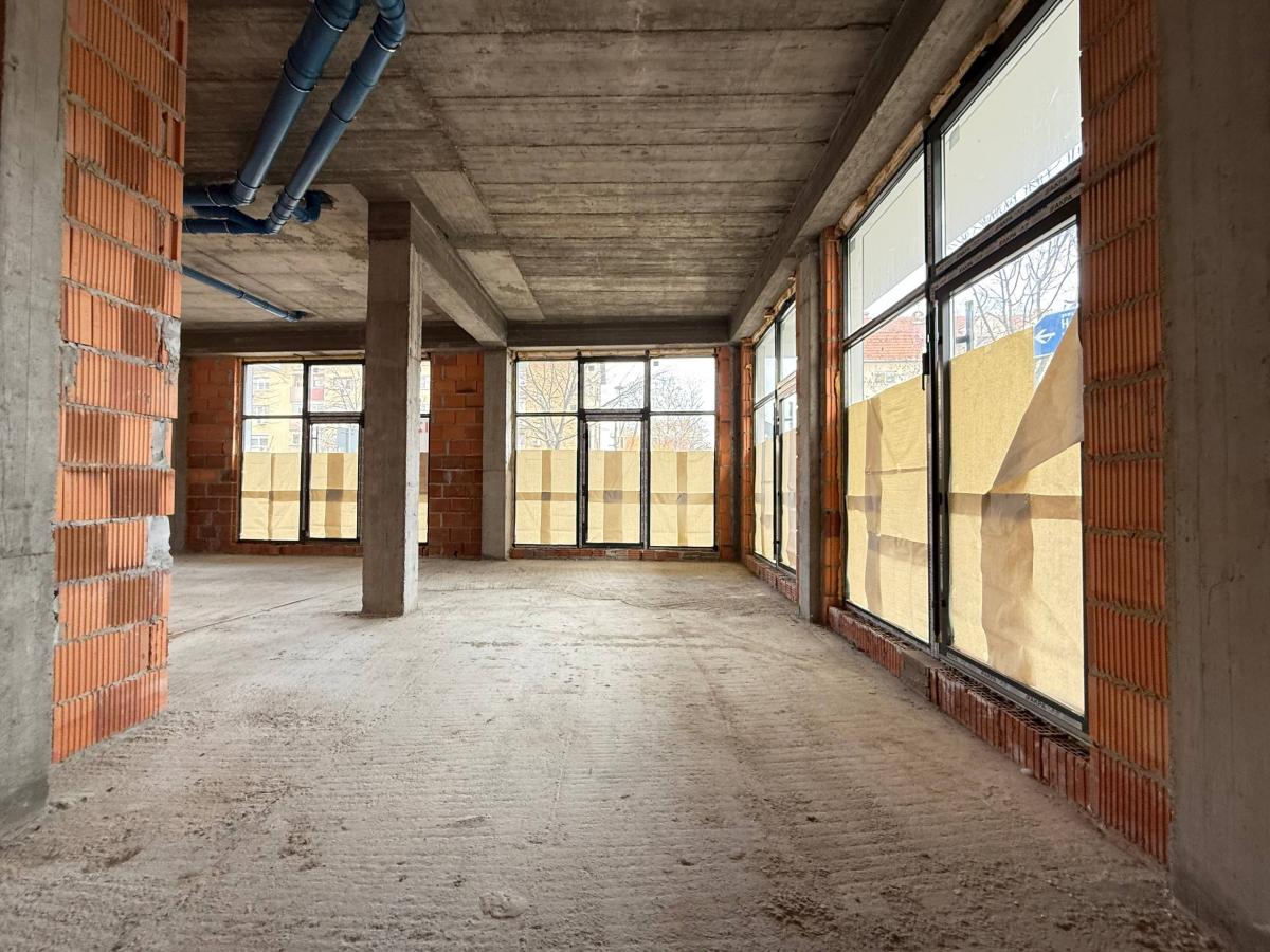 Lokal Izdavanje Novi Sad Lokal Izdavanje Novi Sad 220 m2