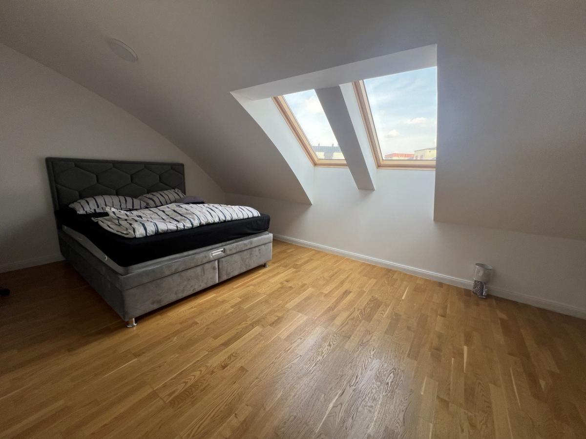 Četvorosoban stan na prodaju, Bulevar Patrijarha Pavla, Novi Sad, 113m², 250.000 €