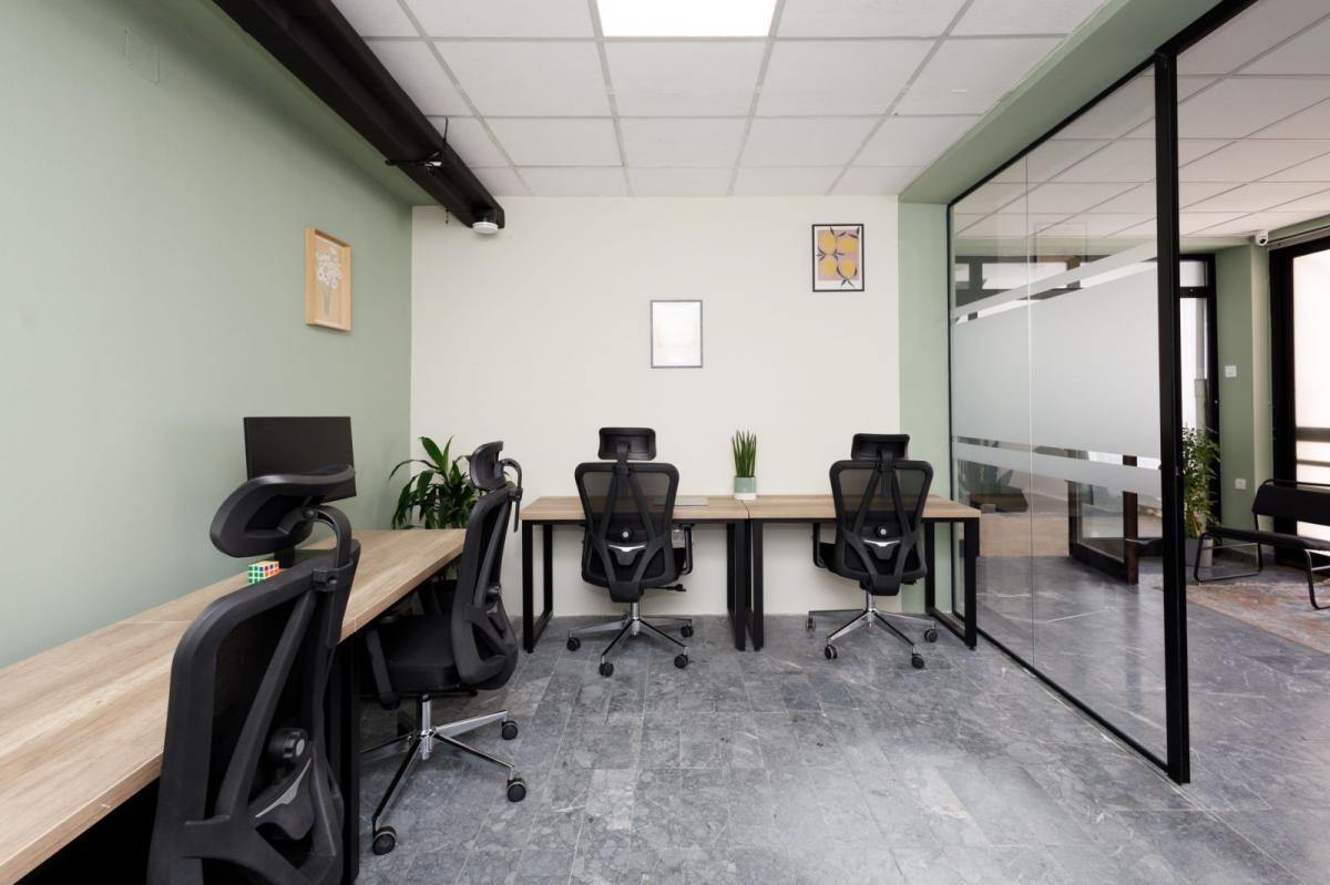 Lokal Izdavanje Novi Sad  218 m2