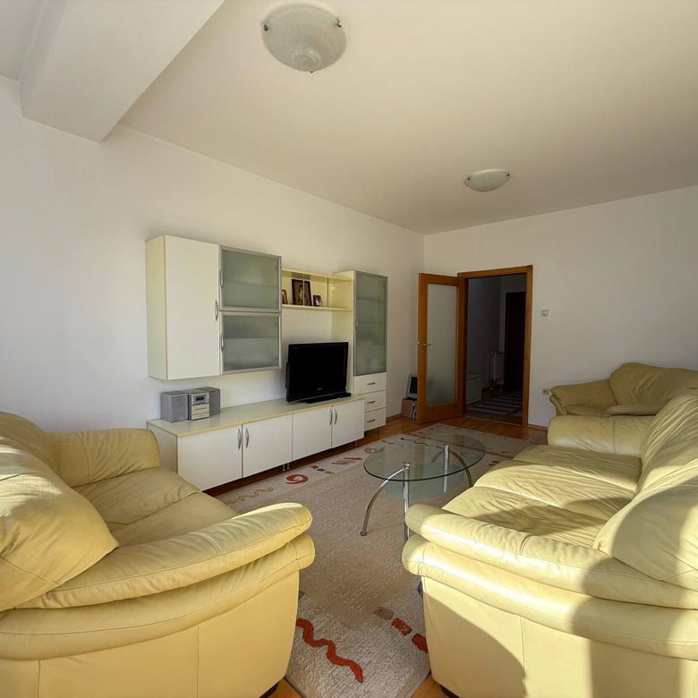 Stan Prodaja Novi Sad  63 m2