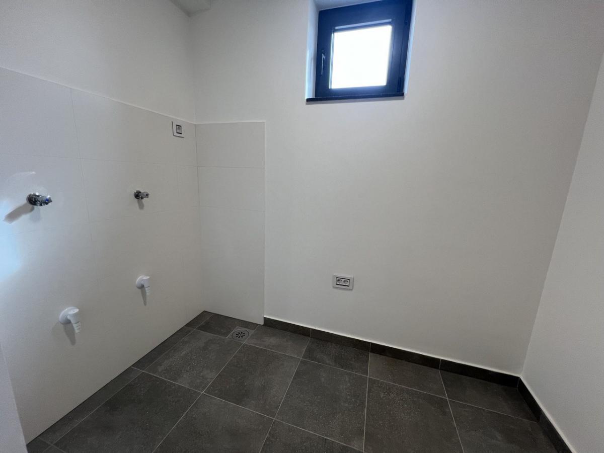 Kuća na prodaju, Popovica, Novi Sad, 181m², 495.000 €