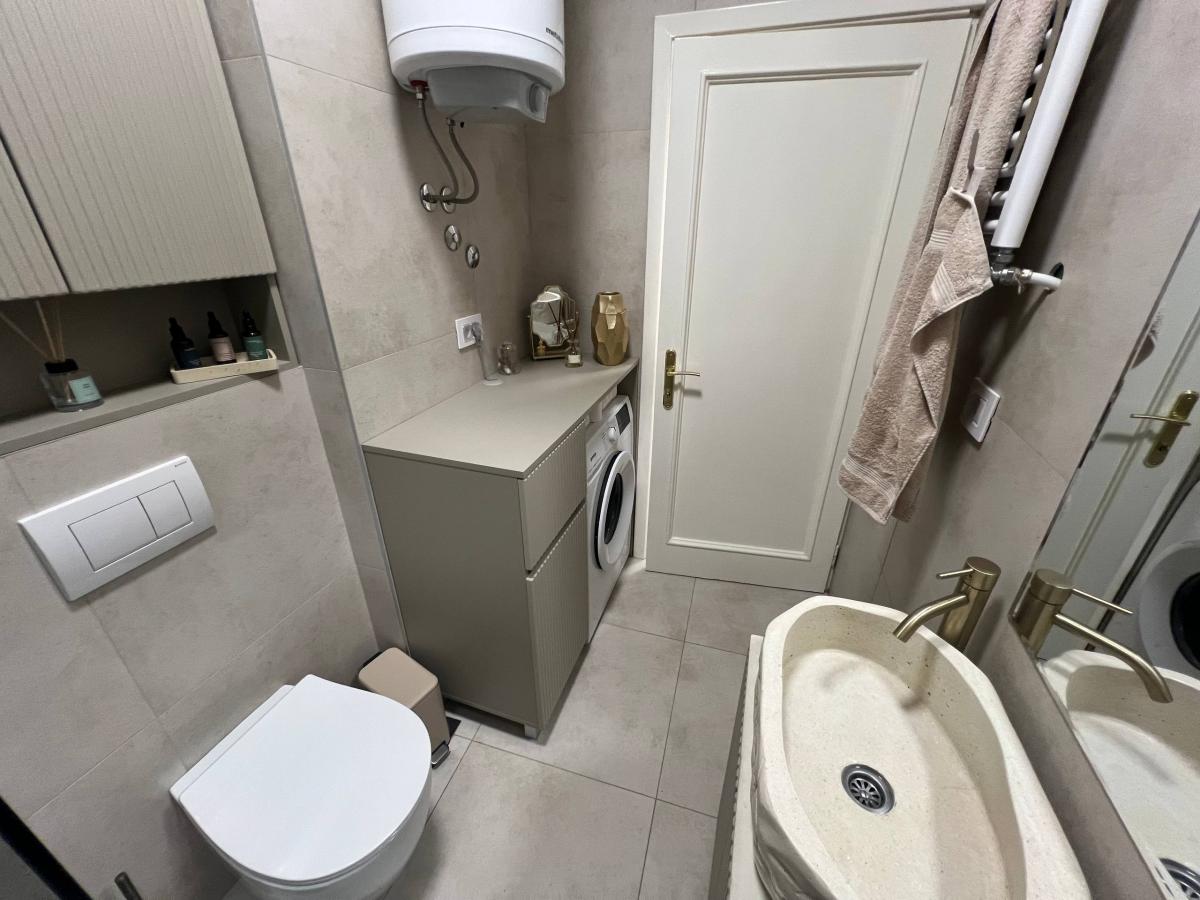 Trosoban stan na prodaju, Centar, Novi Sad, 78m², 230.000 €