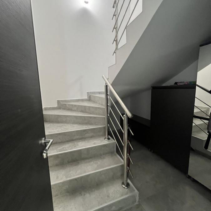Četvorosoban stan na prodaju, Bulevar Patrijarha Pavla, Novi Sad, 113m², 250.000 €