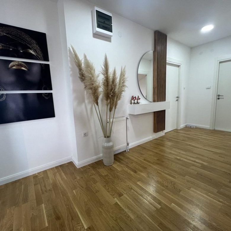 Stan Prodaja Novi Sad Bulevar Patrijarha Pavla 113 m2
